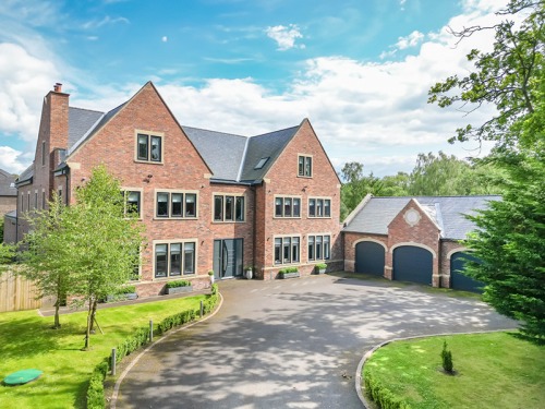 See Inside this Northumberland Mansion with its Own Pool