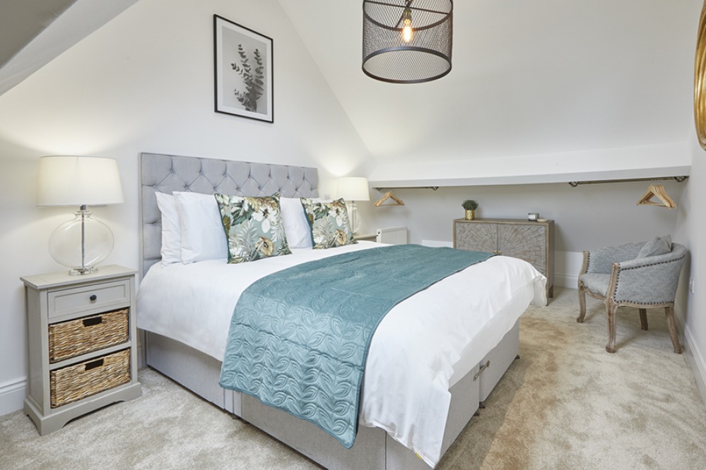 Host and Stay - Bedroom