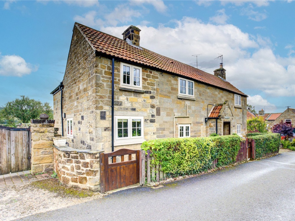 Step Inside this 18th Century Cottage in Cowesby