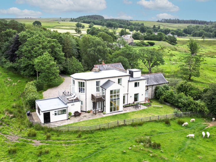 Discover a Northumberland Home With an Incredible Library