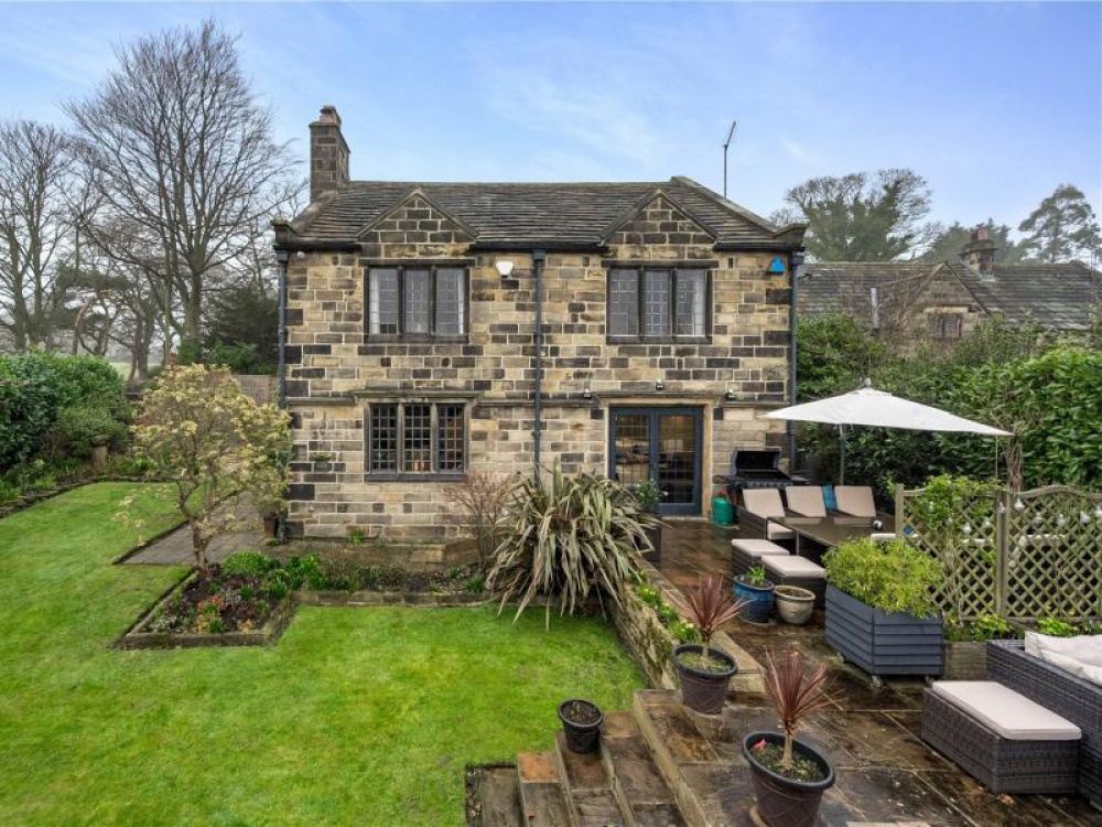 See Inside a Beautifully Presented Family Home in a Sought-After Area of Leeds