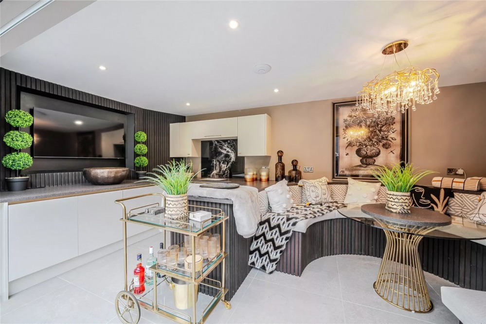 Flat 1, 61 York Place, Harrogate