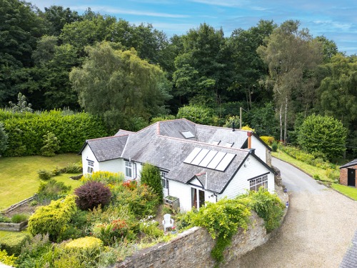 See Inside This Five-Bedroom Northumberland Home with Paddock and Stables
