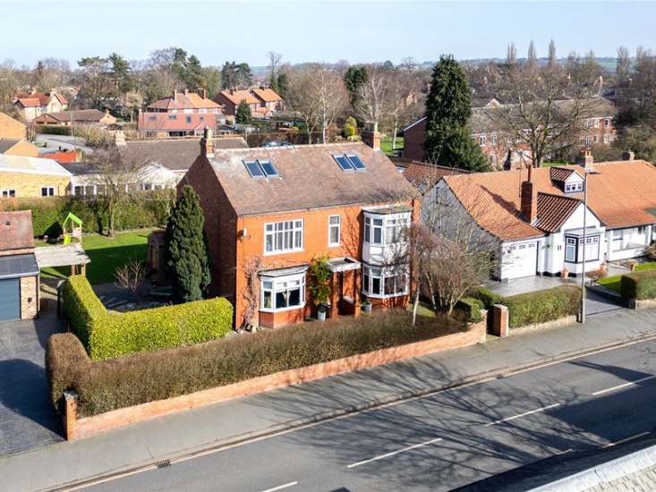 Five-Bedroom Home in Northallerton