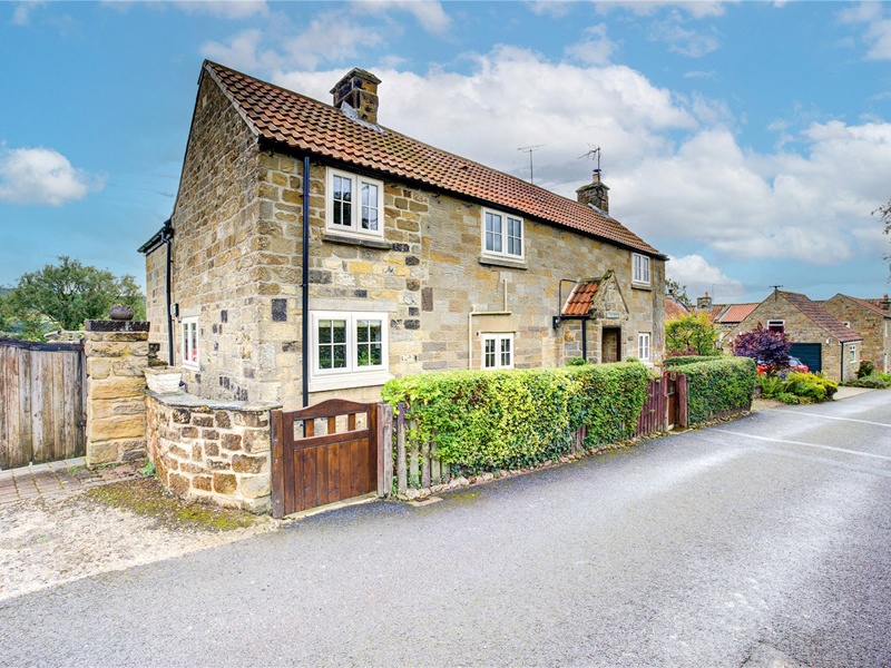 See Inside this Timeless Yorkshire Cottage