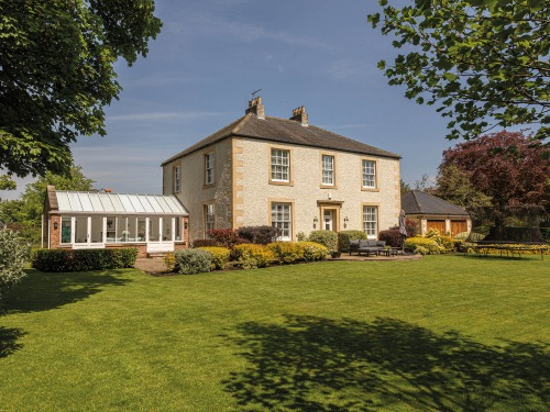 Take a Tour of a Double-Fronted Victorian Home With Bags of Historical Charm