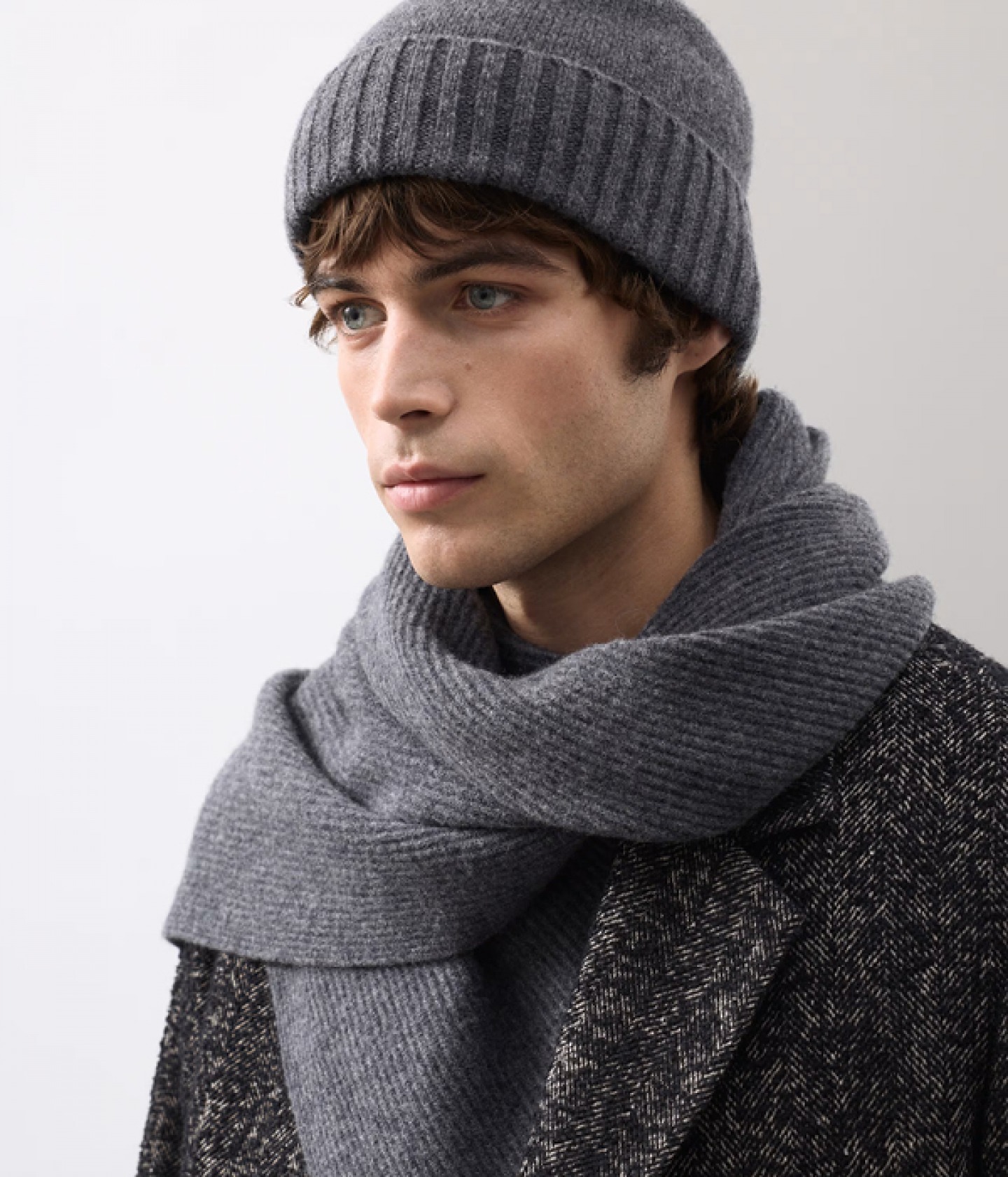 Merino wool ribbed beanie