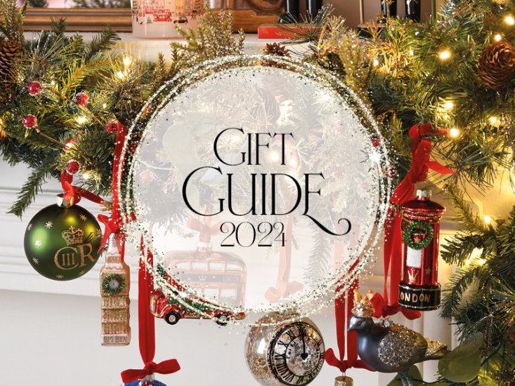 Christmas tree with 'Gift Guide' caption