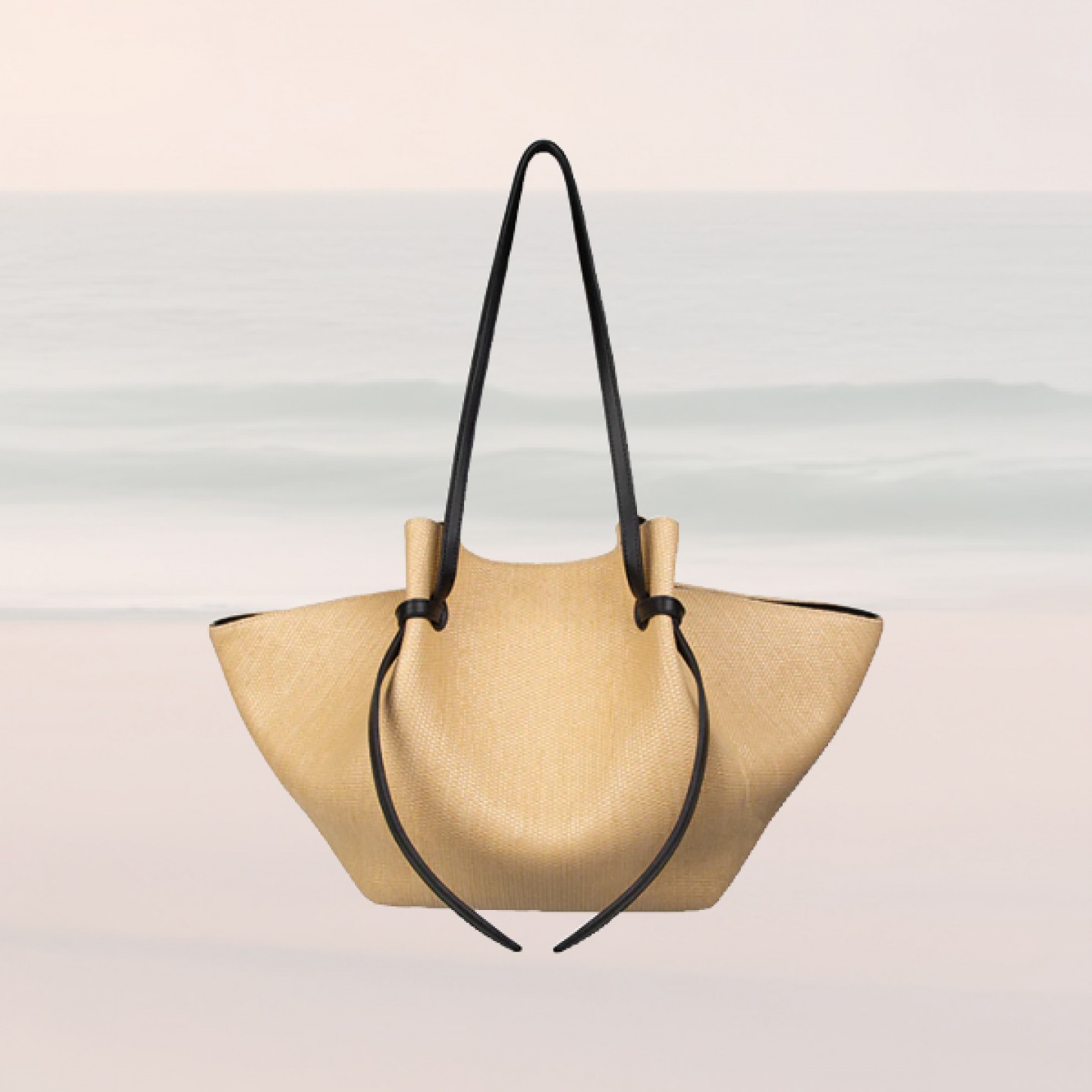 Raffia tote