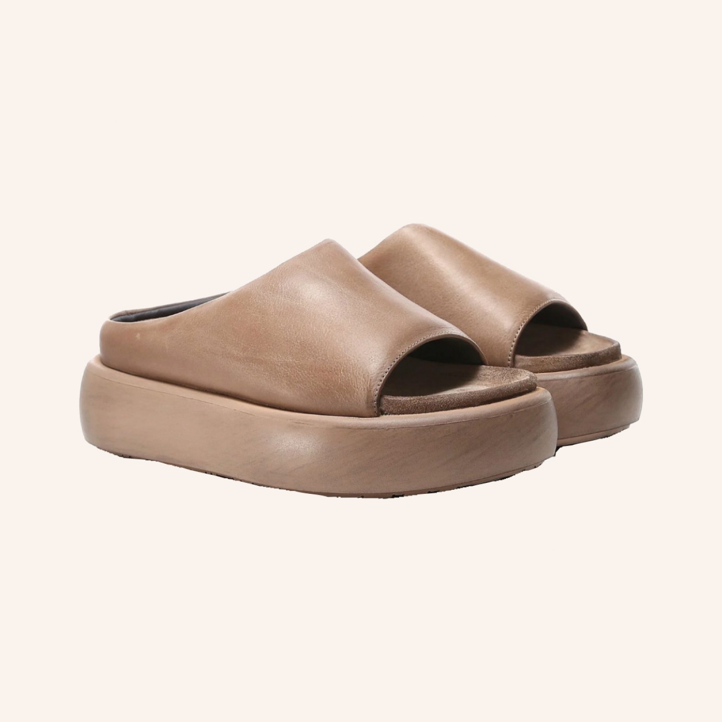 Raffia and leather sandals