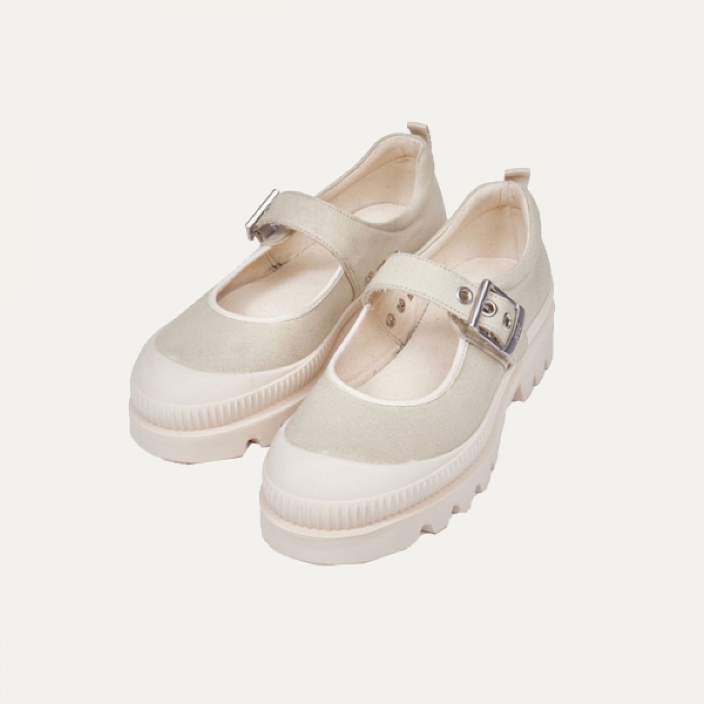 Canvas Mary Jane pumps