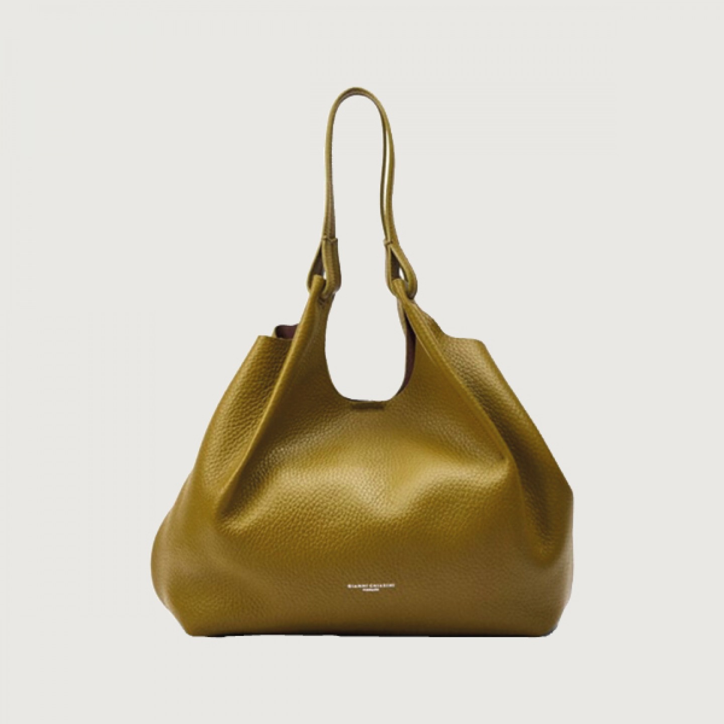 Due leather tote