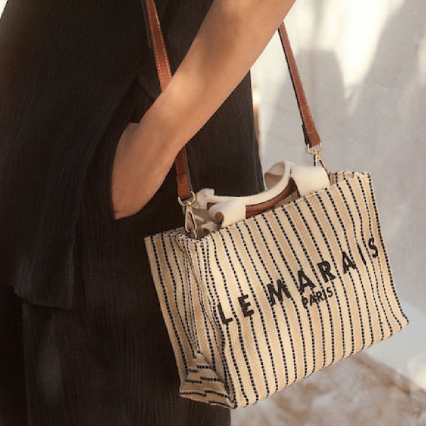 Canvas striped bag