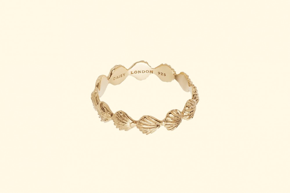 Isla shell ring