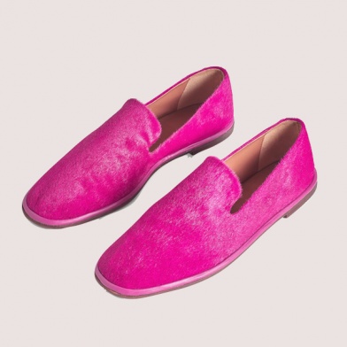 pink shoes