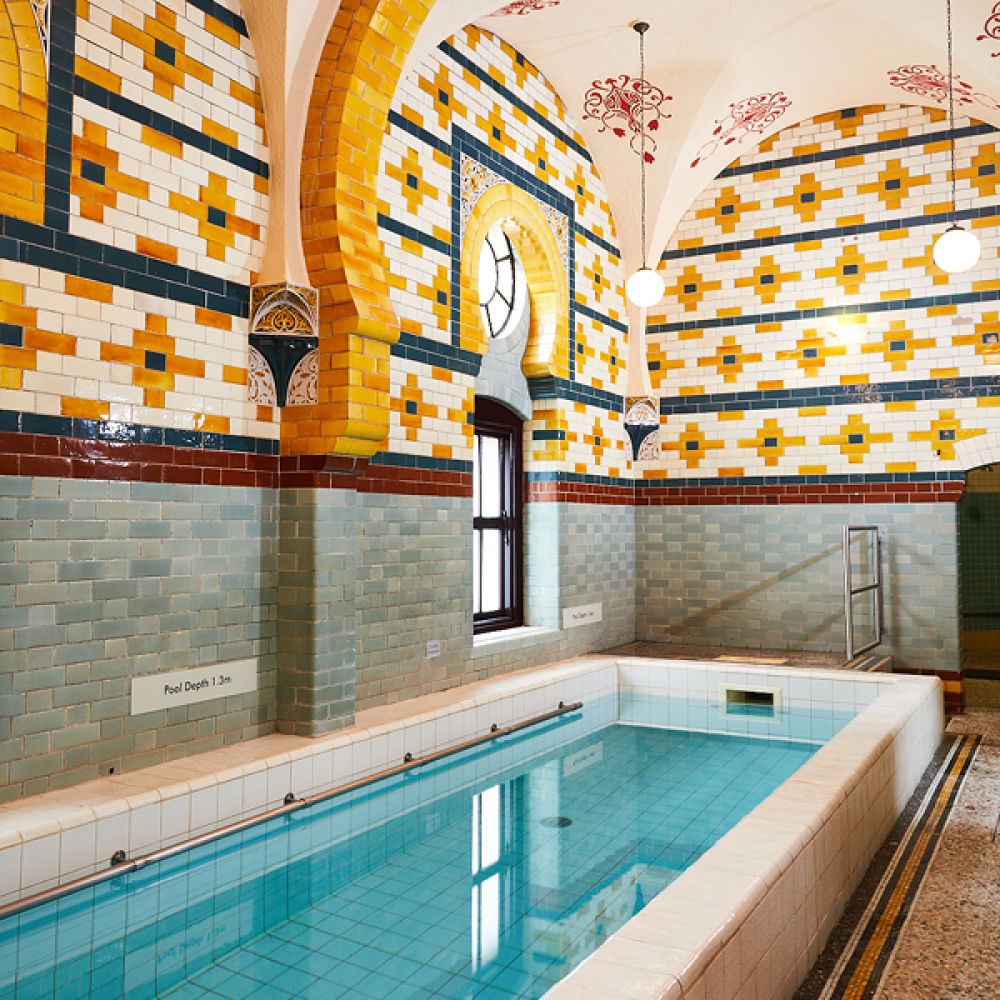 turkishbathsharrogate.co.uk