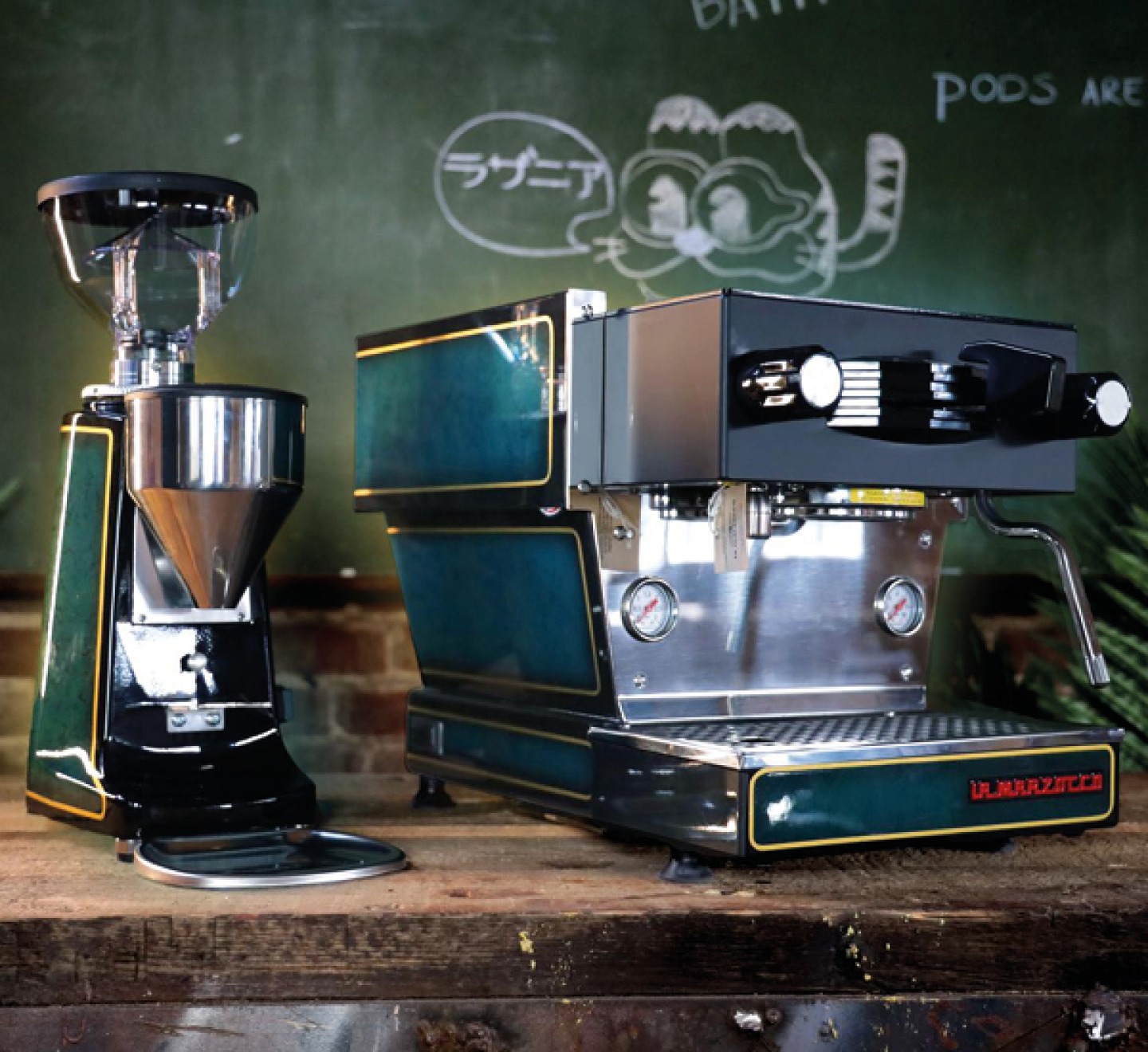 restored retro style coffee grinder and coffee machine