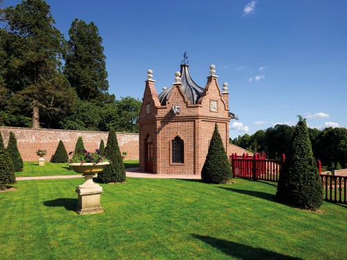 See the Modern Buildings by Yorkshire Handmade Brick Company