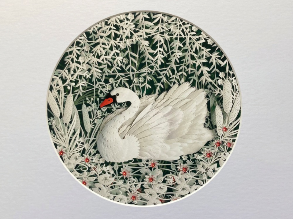 Swan made out of paper