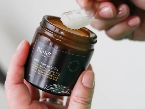 How Aromatherpaist Sam Clarke Turned Passion Into Purpose
