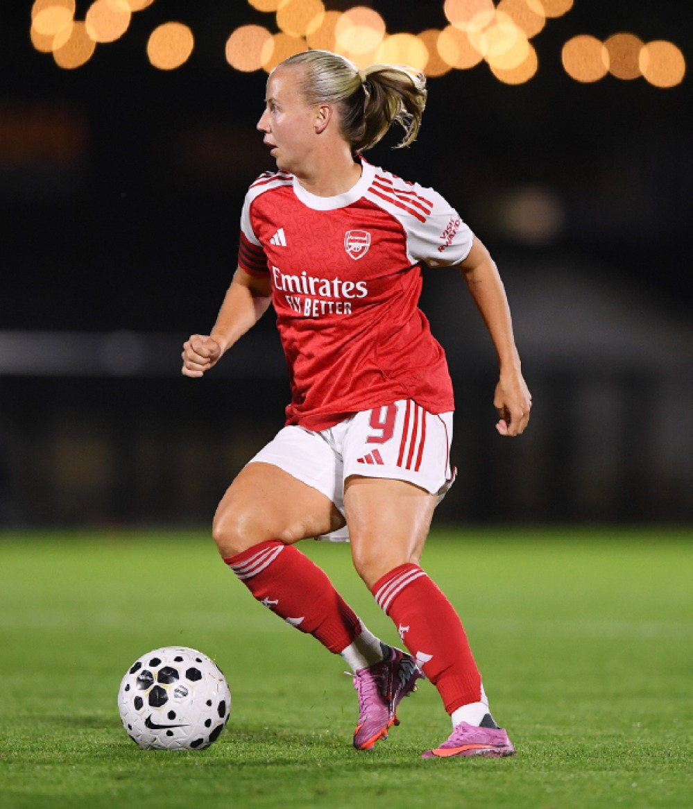 Beth Mead on the pitch for Arsenal FC - David Price