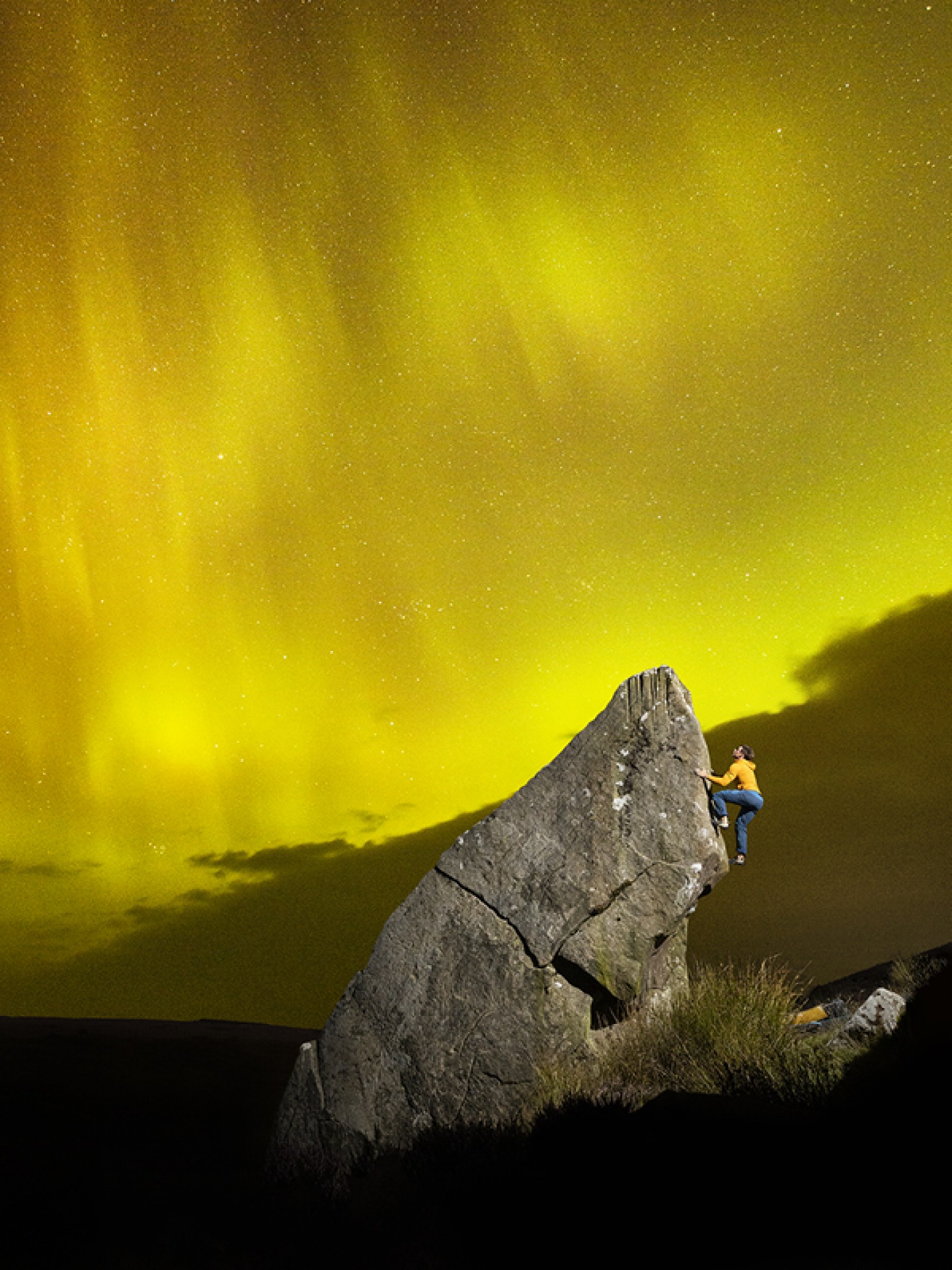 Luke Towler on The Magician’s Nephew, Queens Crag © Mark Savage