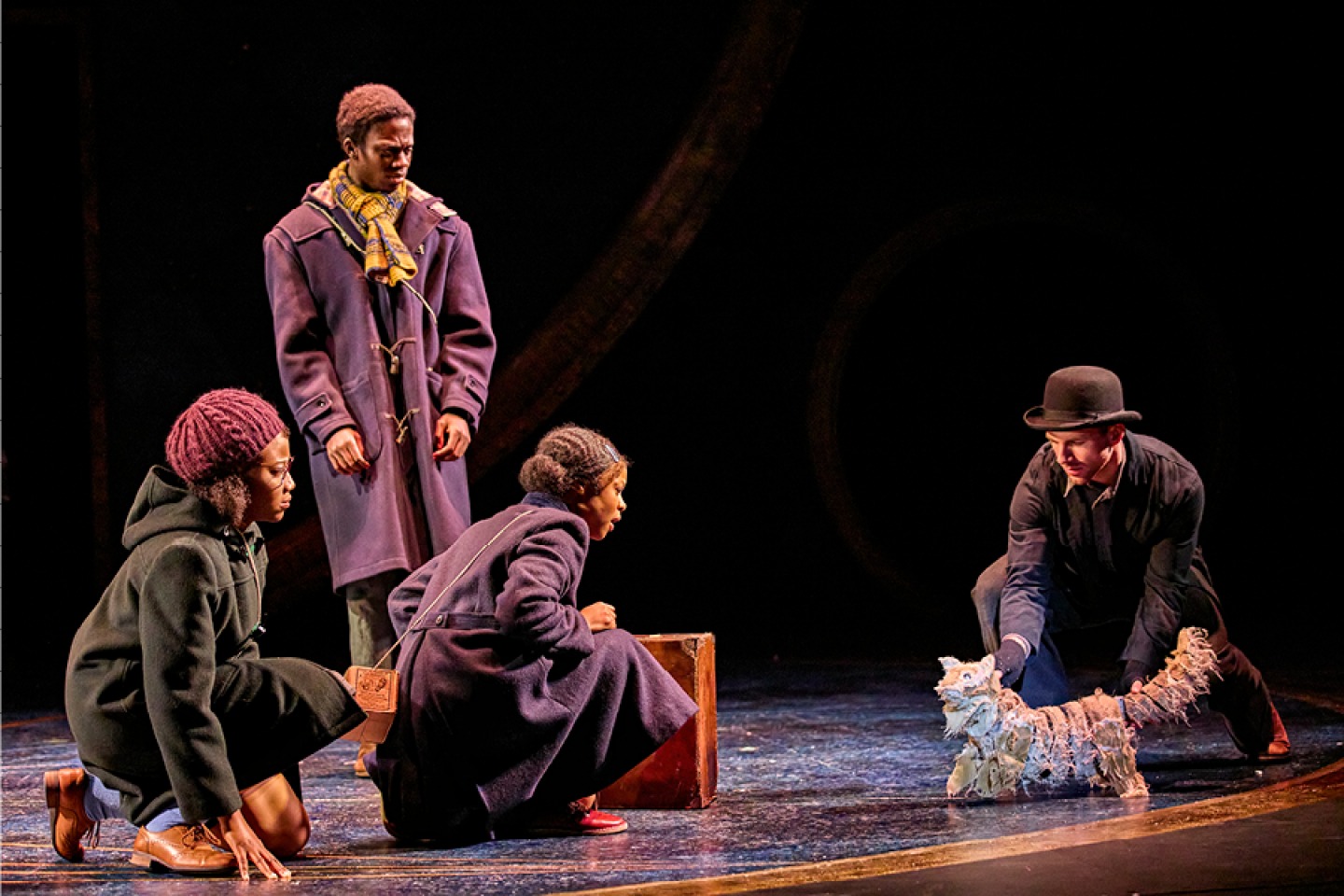 Joanna Adaran (Susan) Bunmi Osadolor (Edmund) Kudzai Mangombe (Lucy) Andrew Davison (Schroedinger). Photo by Brinkhoff-Moegenburg