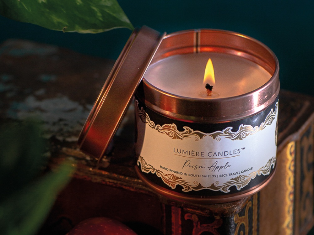 candle and diffuser