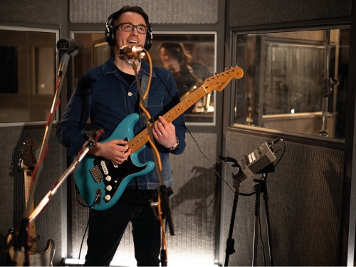 Meet North East Musician RJ Thompson who has Performed with Jools Holland