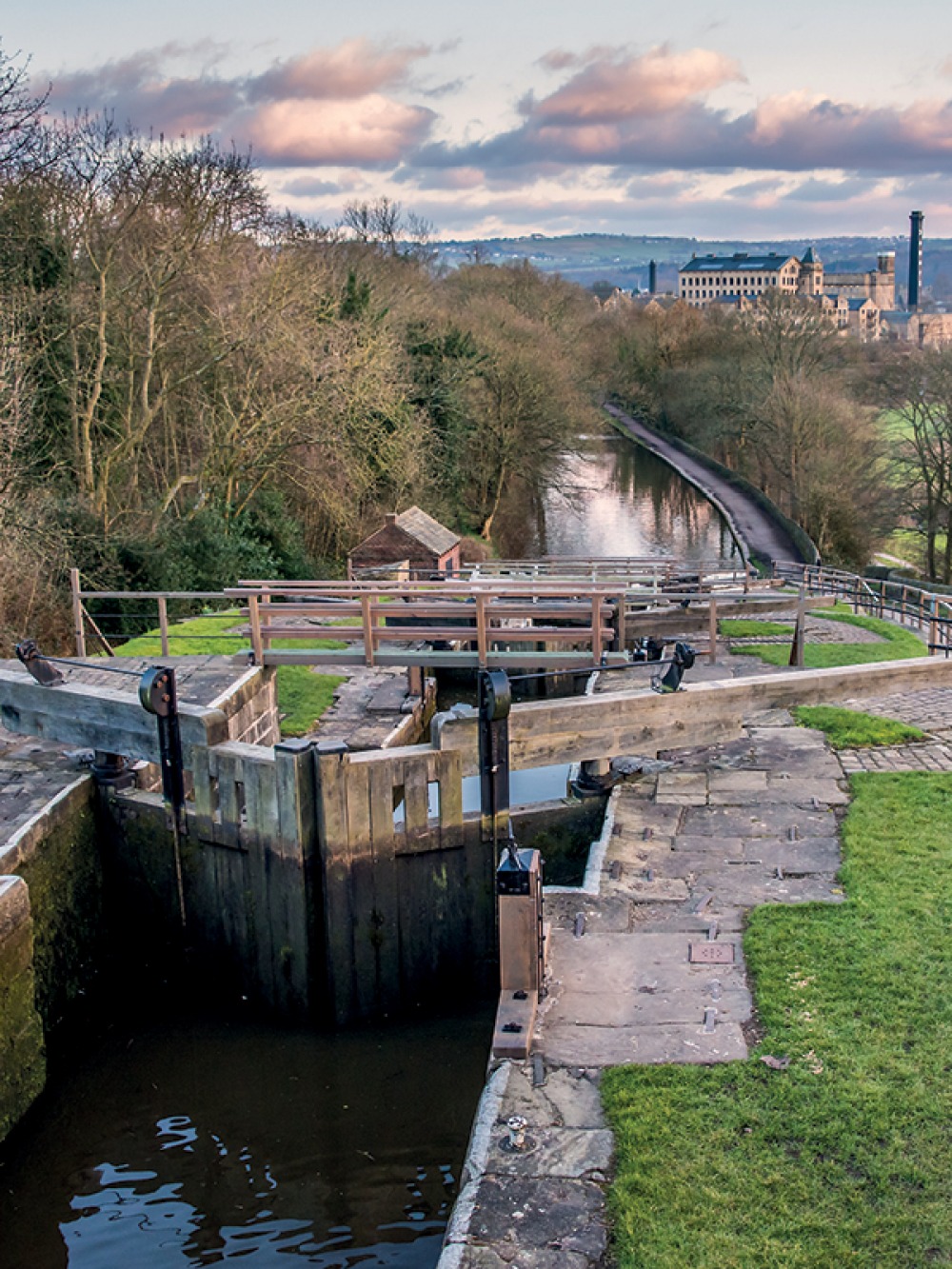 looking down the canal from Bingley Five Rise Locks
