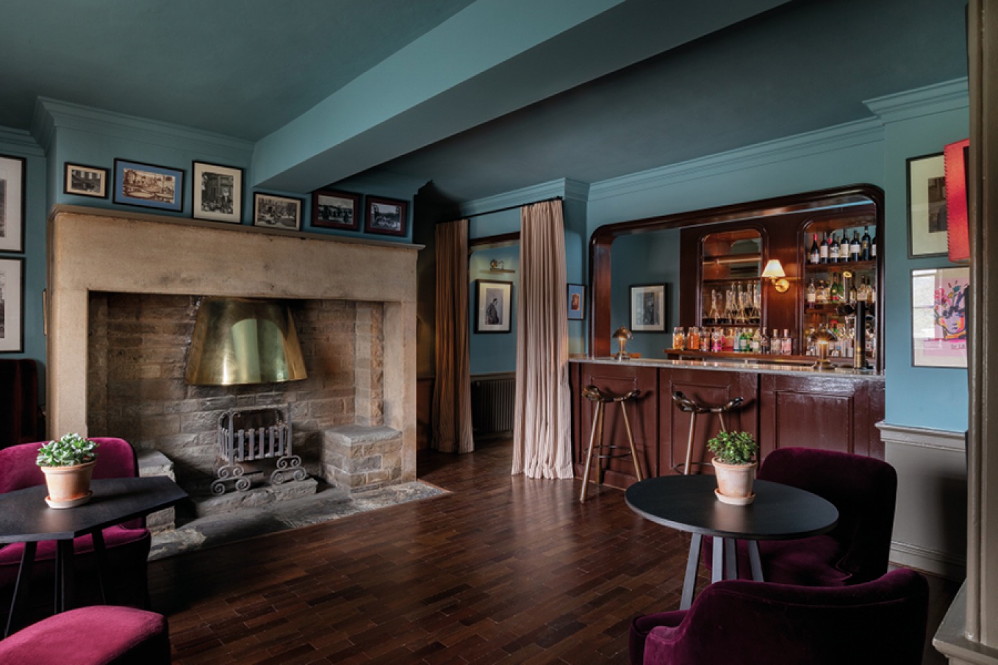 Bar and Lounge, The Cavendish Hotel Baslow