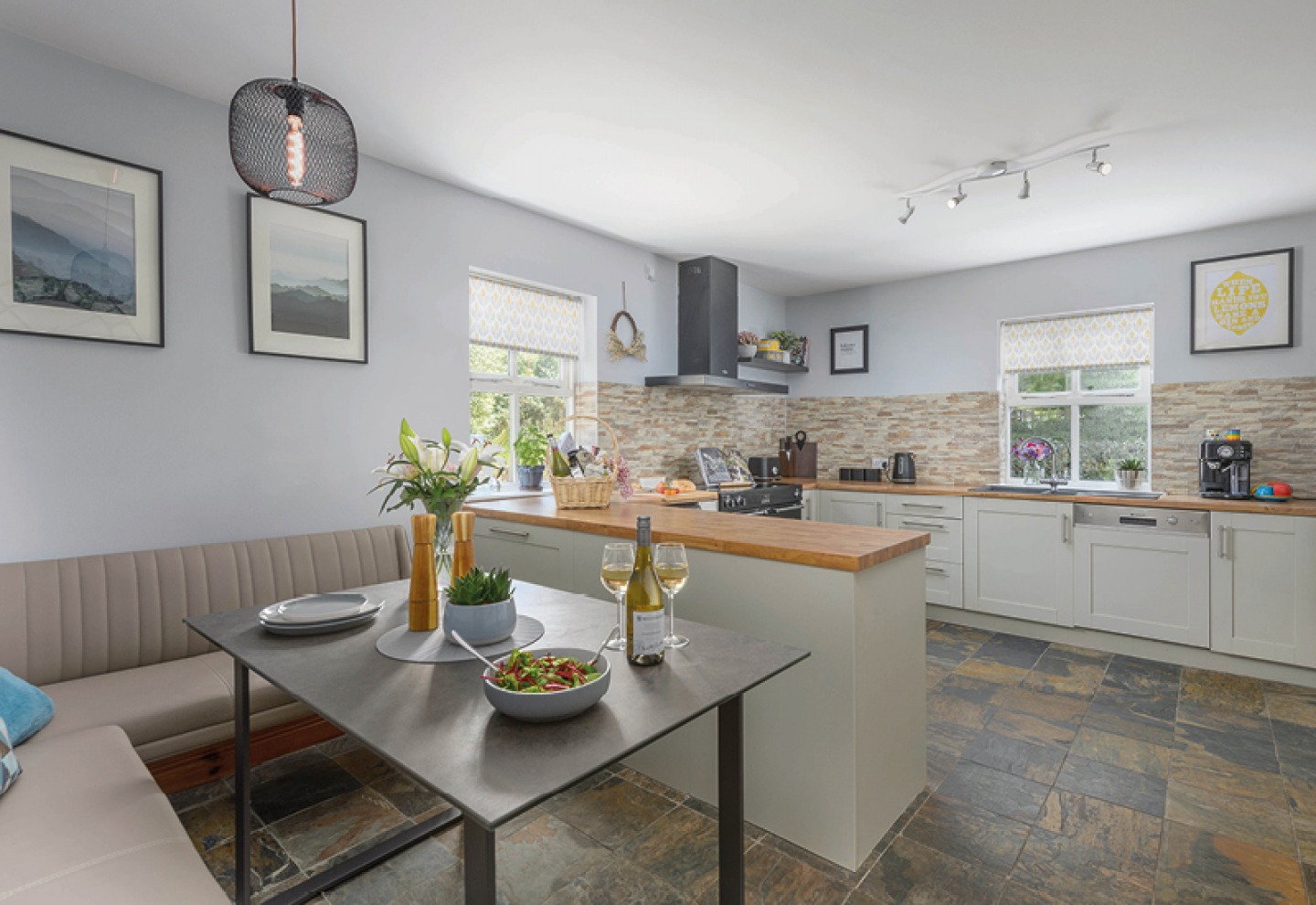 Kitchen and dining area at Apple Tree Barn