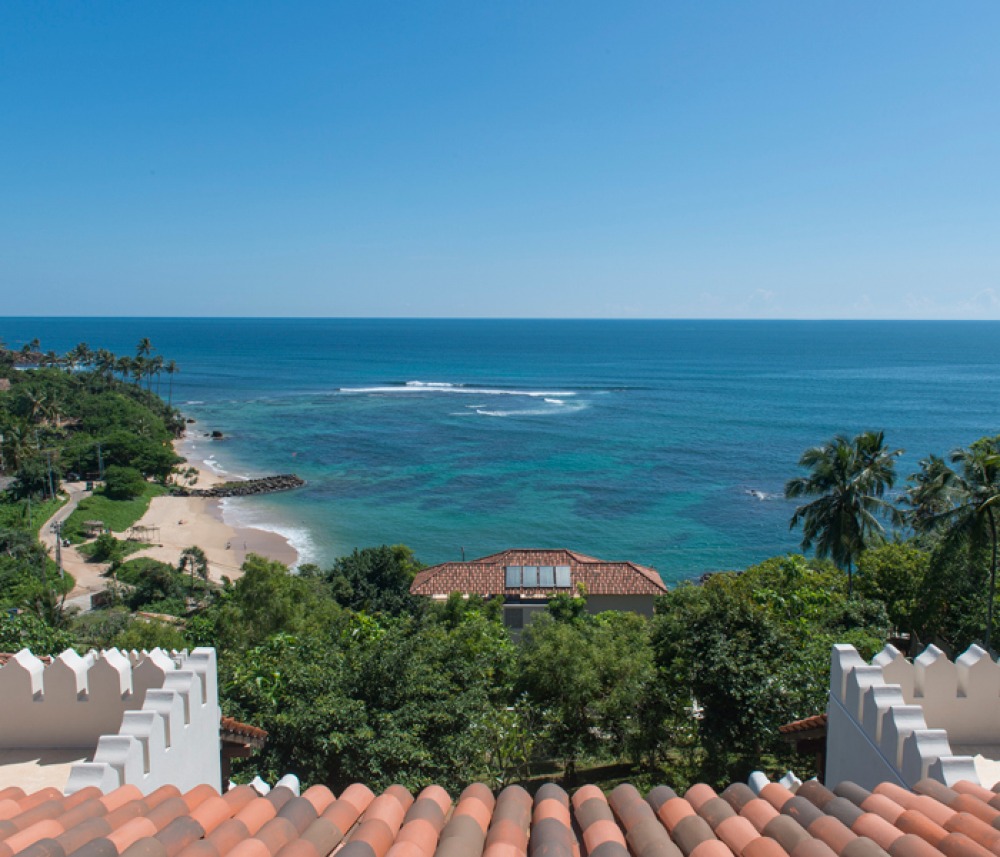 View over the beach at On Houses