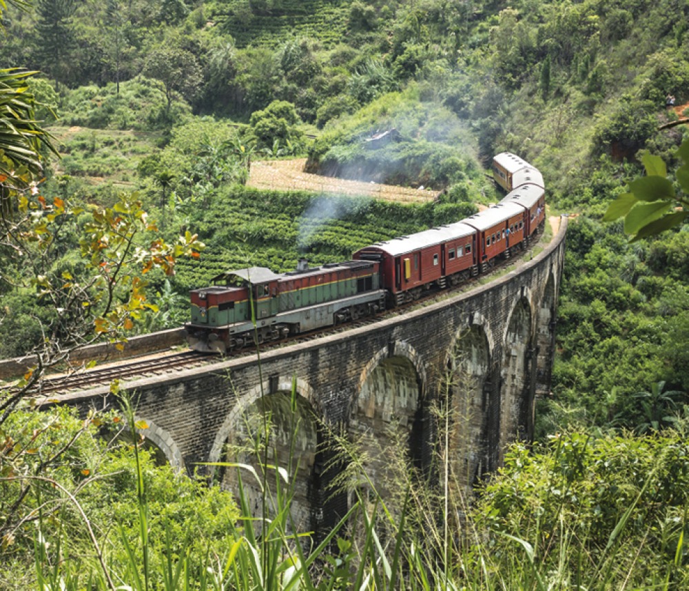 nine-arch bridge at Ella
