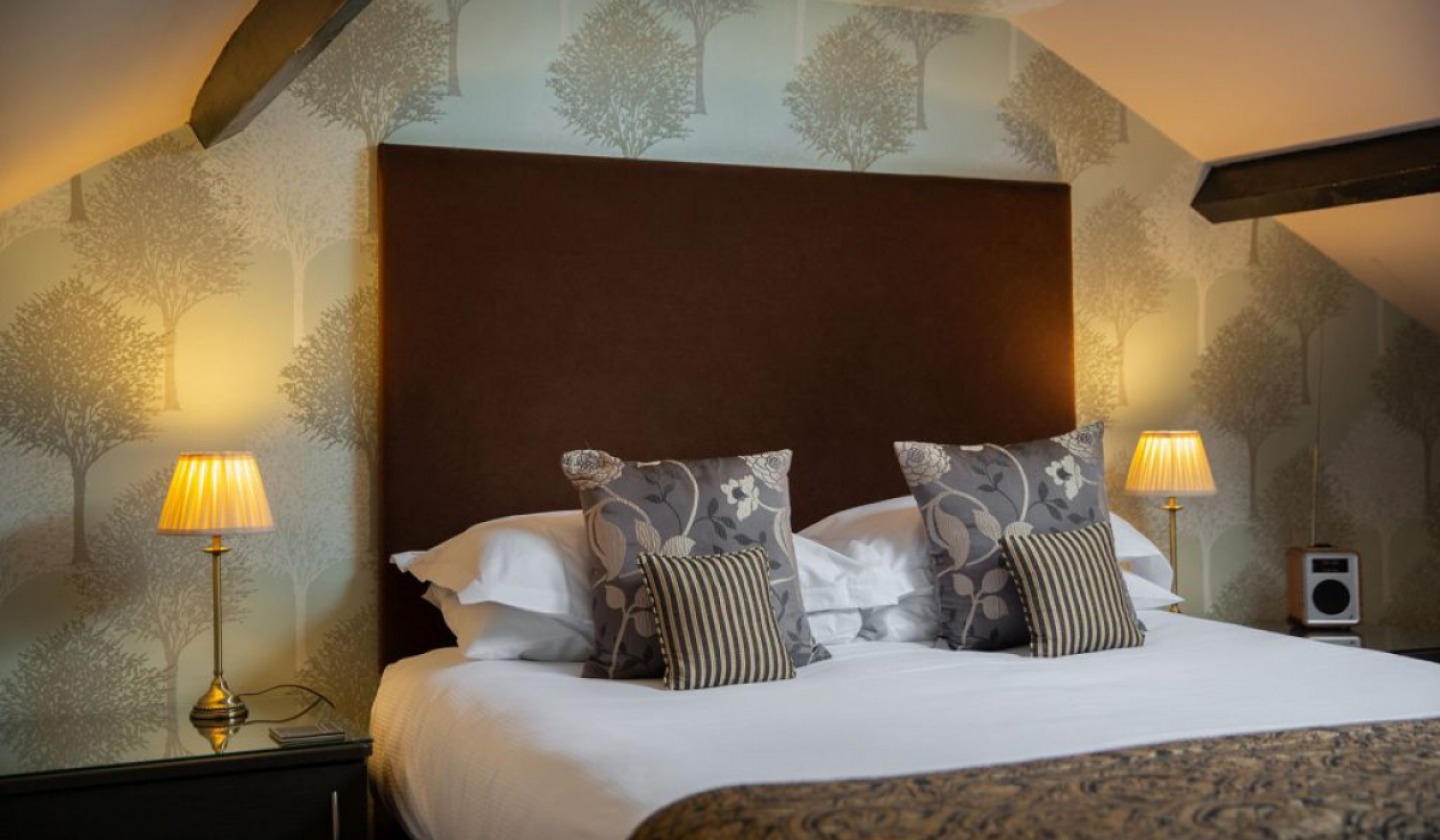 Guest bedroom