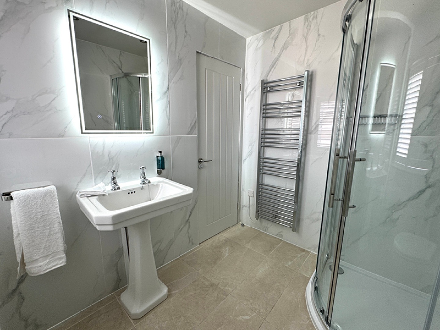 modern shower room with basin