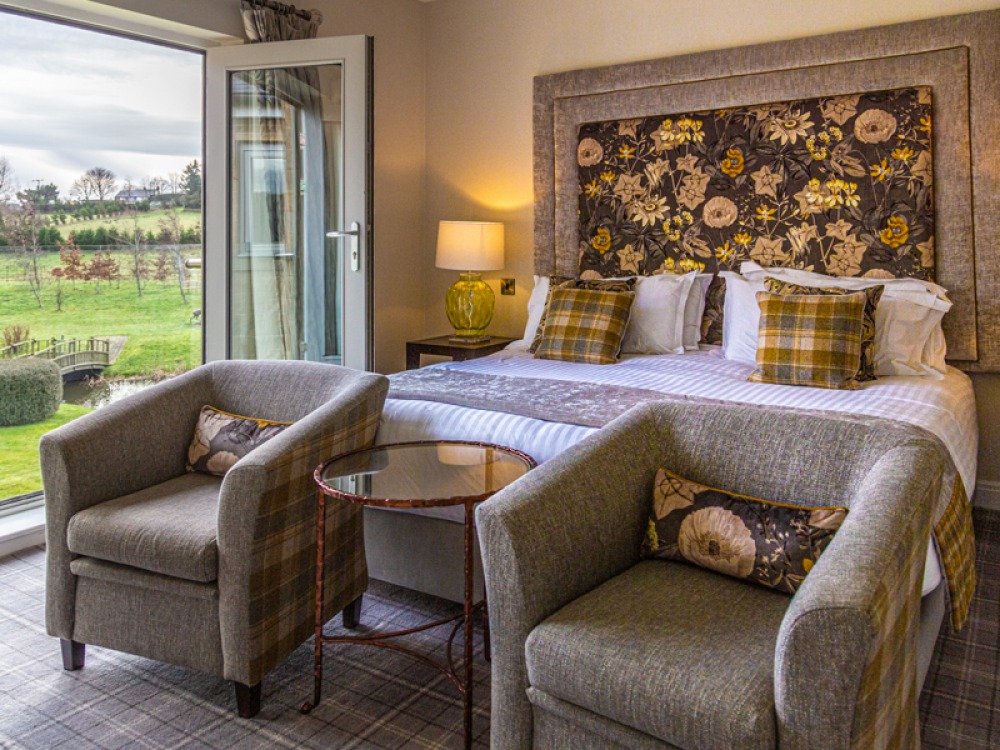 Peak Edge Hotel