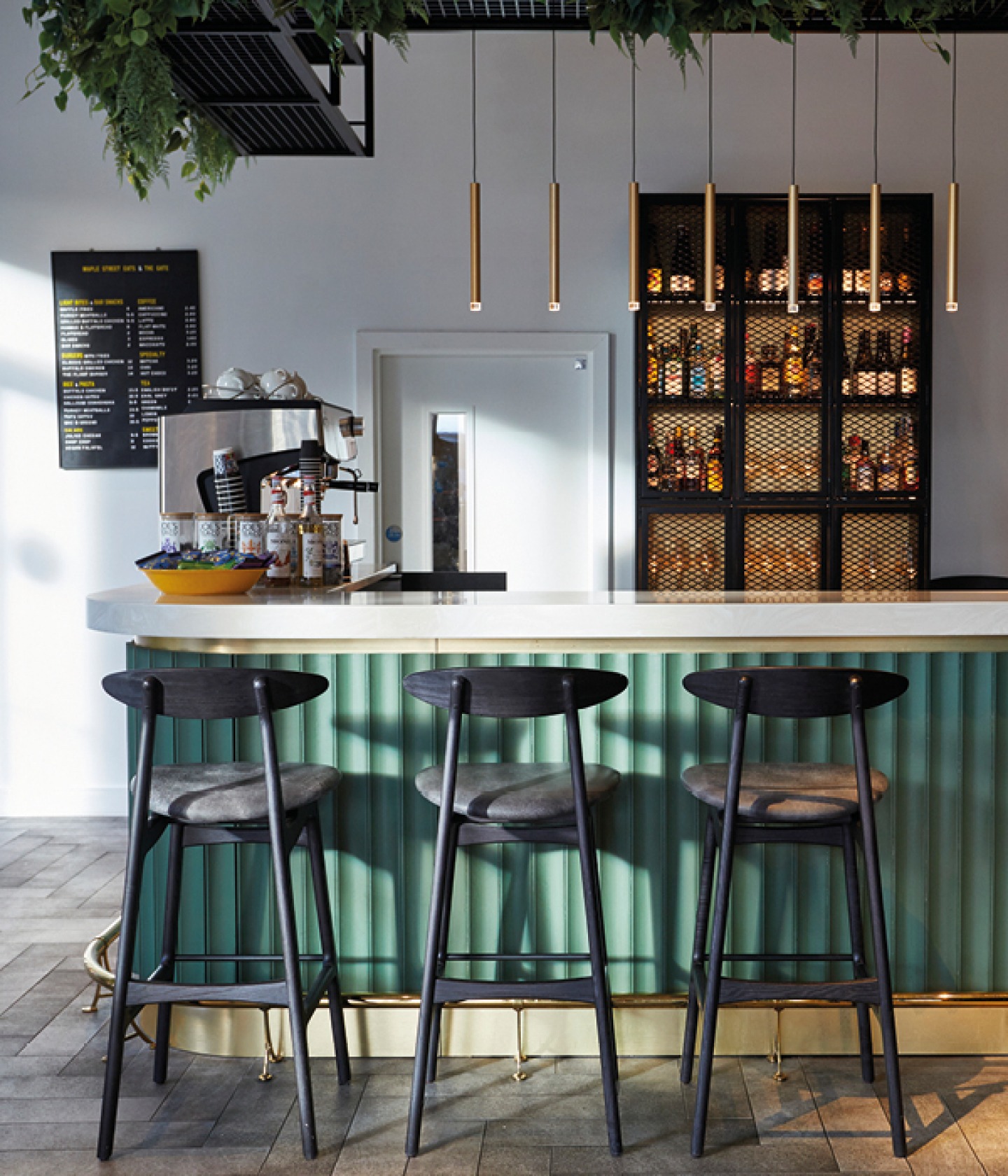 bar