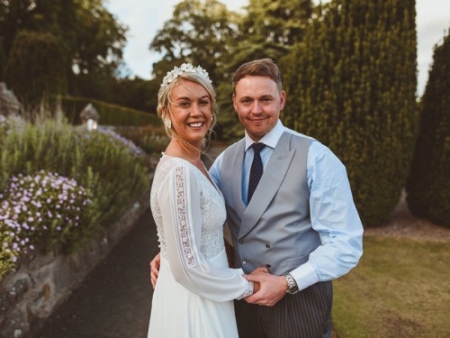 Real Wedding: Stunning Pictures of Newcastle Couple at St Salvator's Chapel in St Andrews