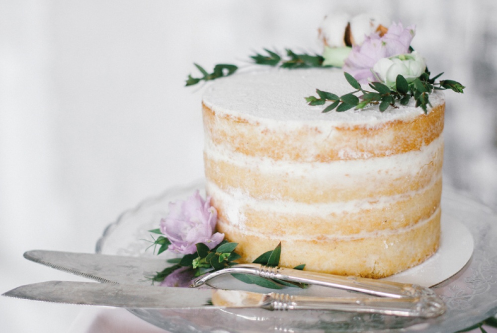 Unsplash - Naked Layer Cake