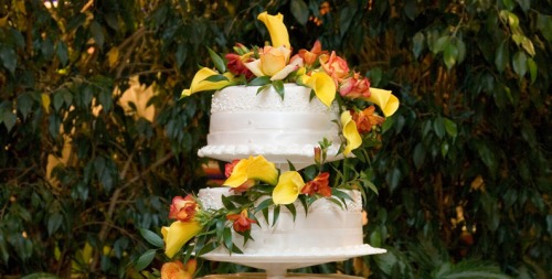 Tips for a Show-Stopping Wedding Cake