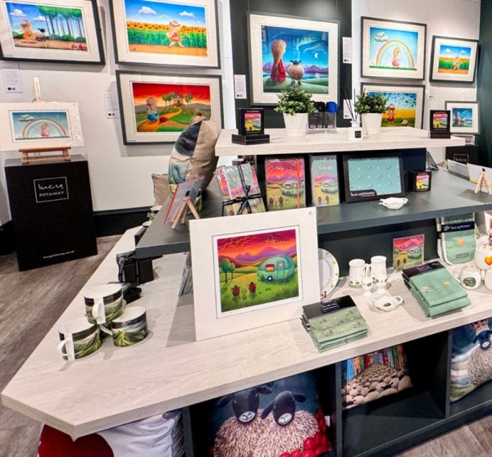 Lucy Pittaway gallery full of colourful artwork