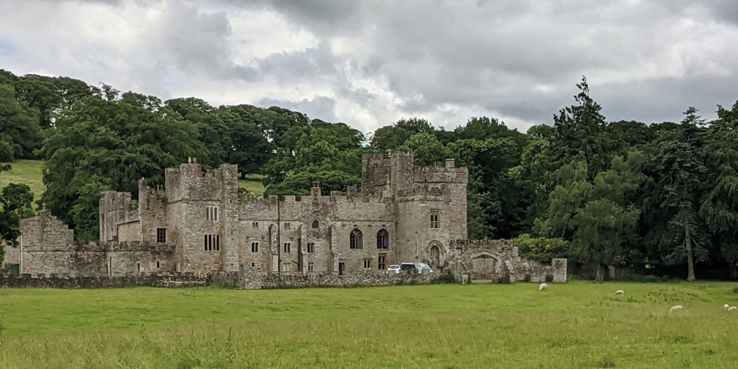 Featherstone Castle