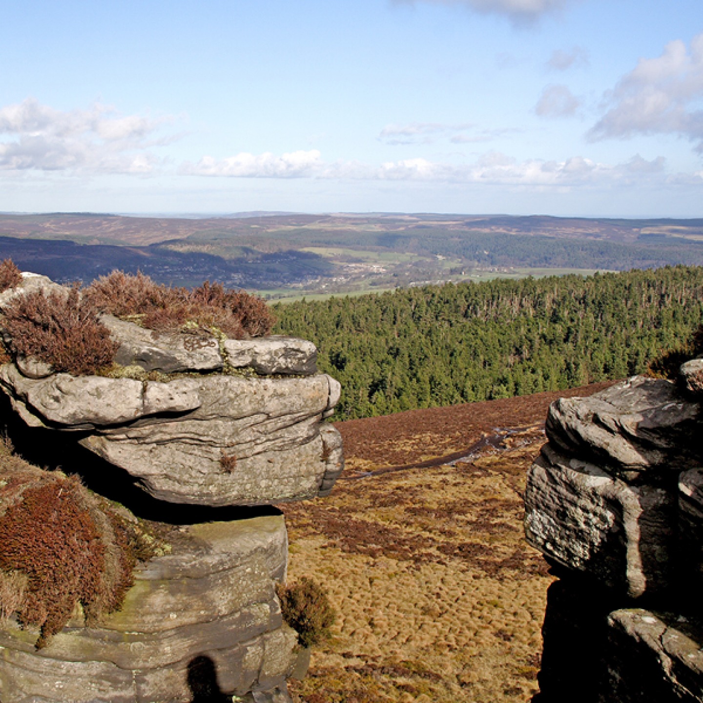 Large boulders and rock formations on Simonside hills