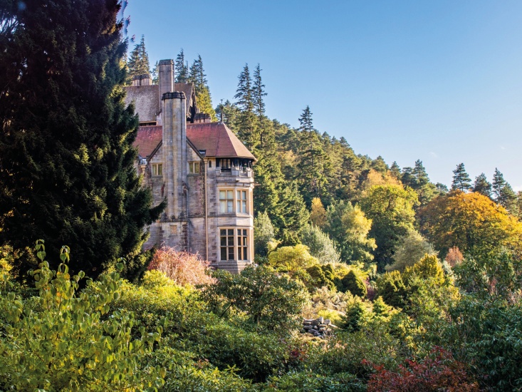 The Best Routes to Explore 40 Miles of Trails at Cragside
