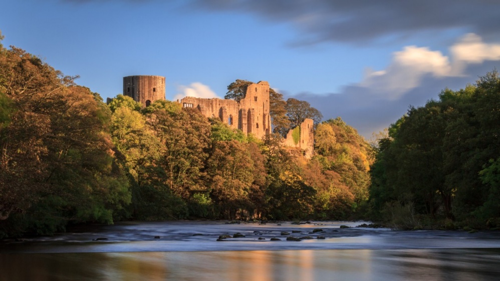 Barnard Castle on the river