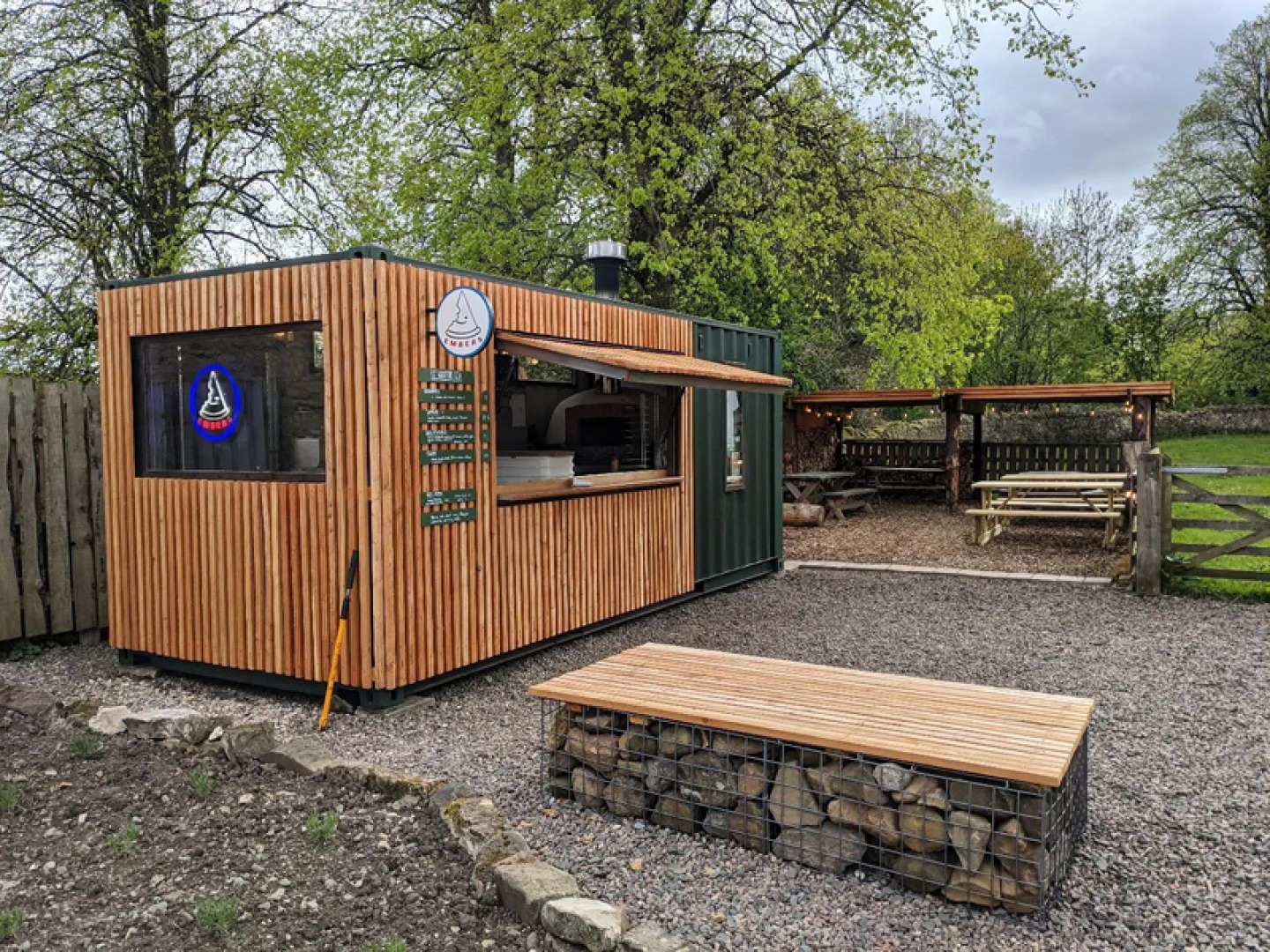 pizza shop in a wooden container
