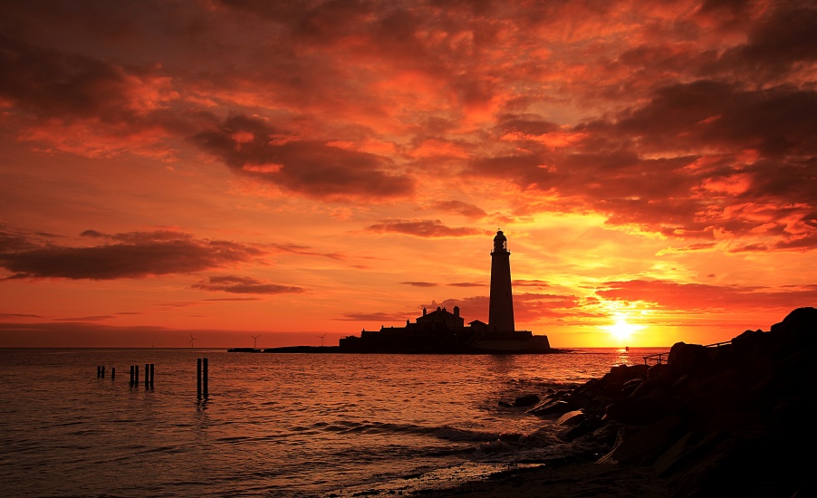Sunrise at Lighthouse - Dreamstime.com