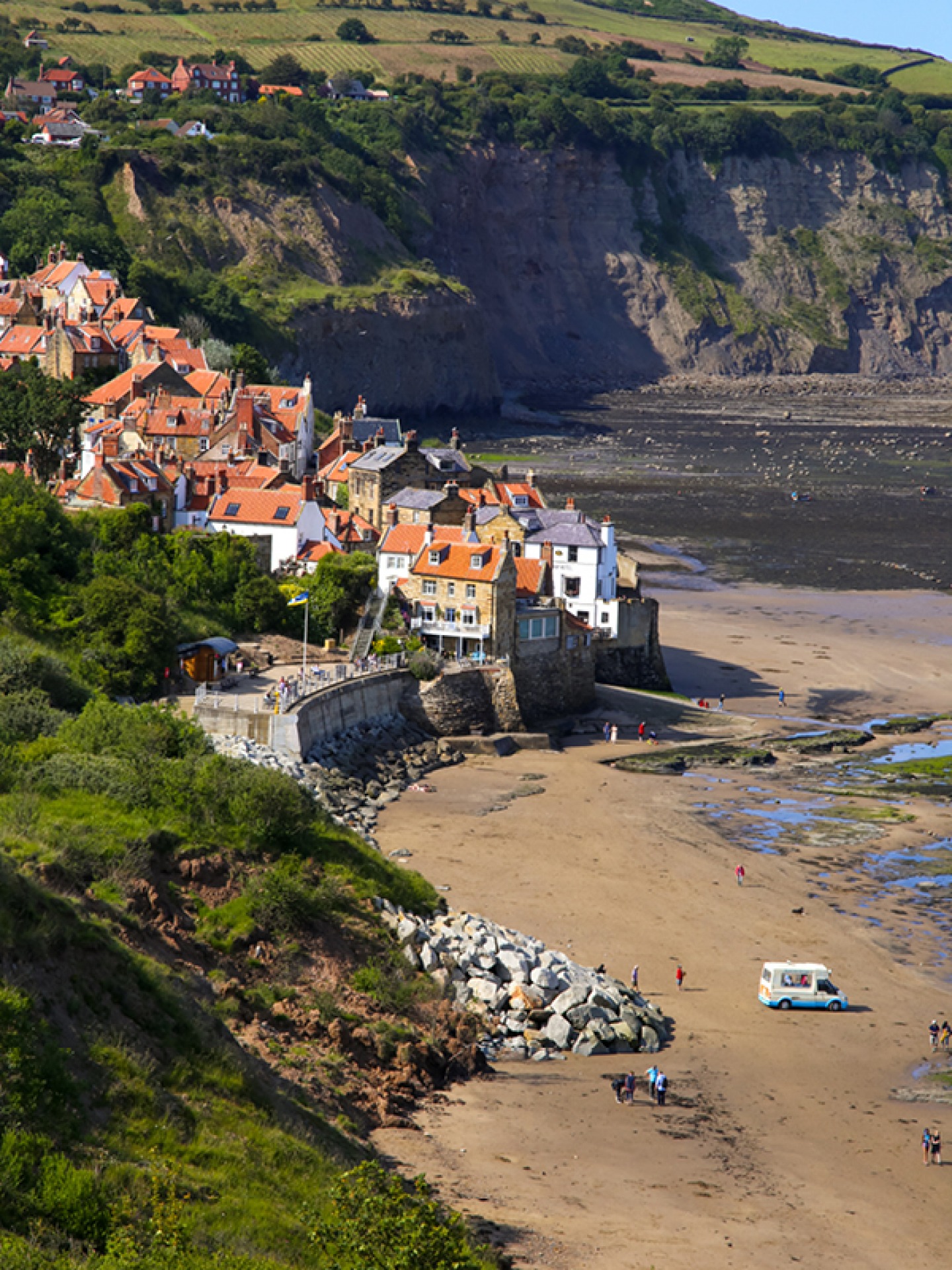 Tatiana Hepplewhite, Robin Hood's Bay