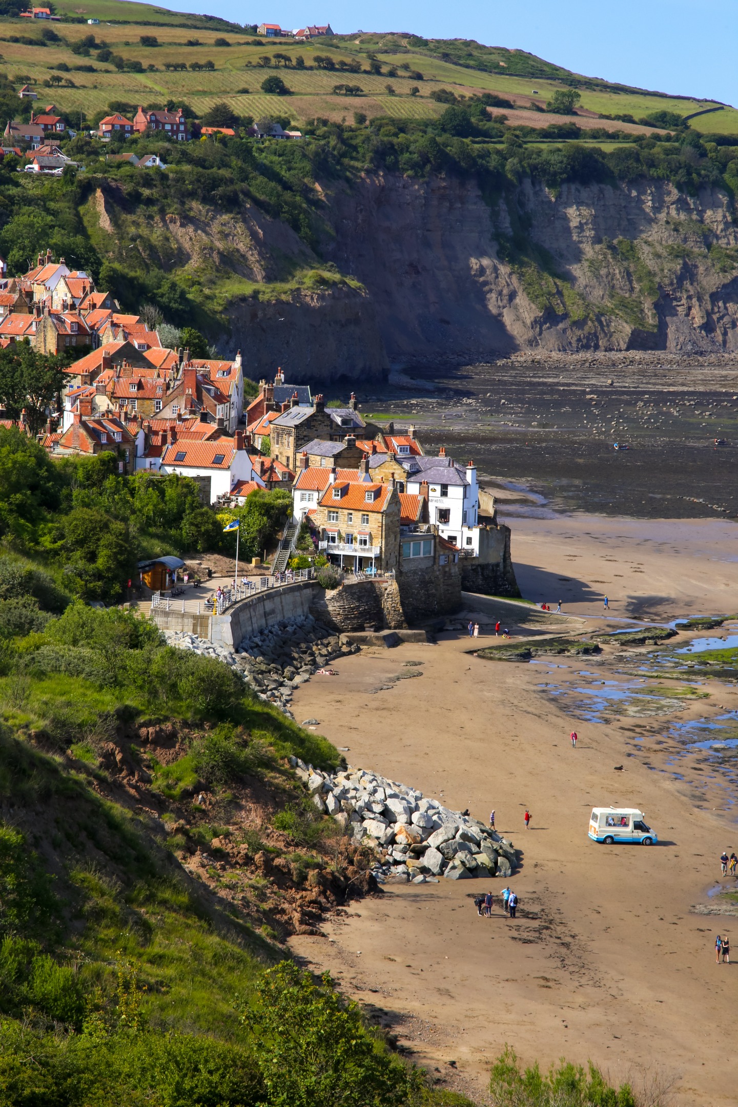 Tatiana Hepplewhite, Robin Hood's Bay
